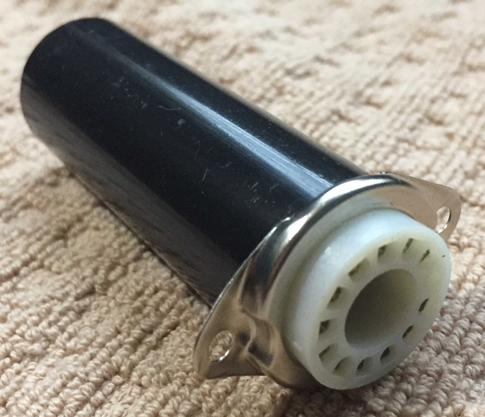Compact PMT